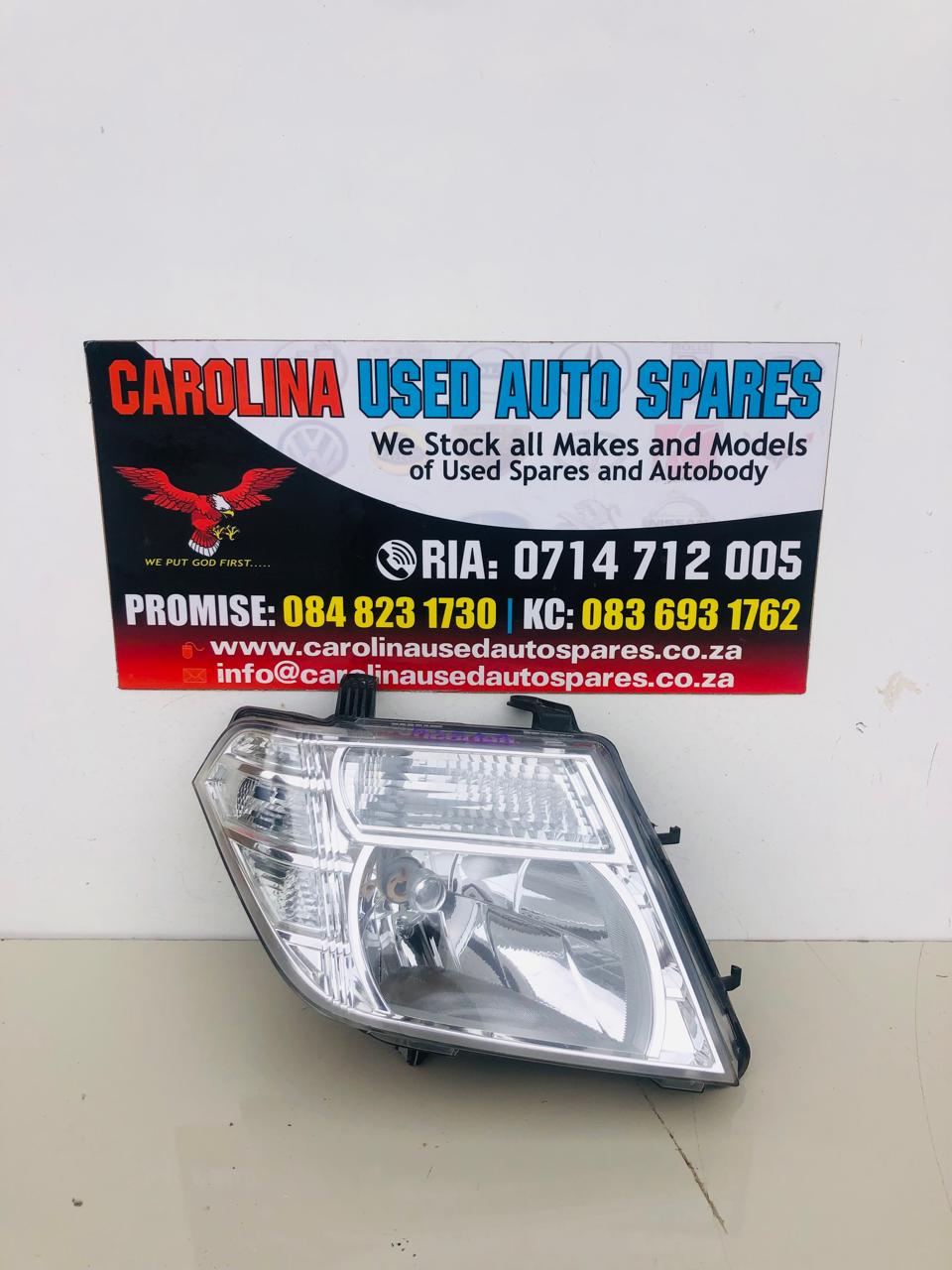 Nissan Navara facelift right side headlight - Private Seller Nissan Navara facelift right side headlight - Private Seller
