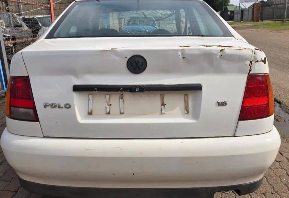 VW polo classic 1.6 stripping for parts @ circle 7 used parts my number WhatsApp or cell