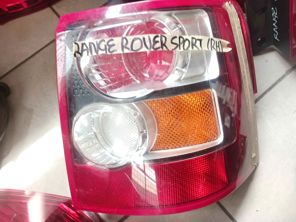 RANGE ROVER SPORT TAIL LIGHT RH 2006-2011 - Private Seller RANGE ROVER SPORT TAIL LIGHT RH 2006-2011 - Private Seller