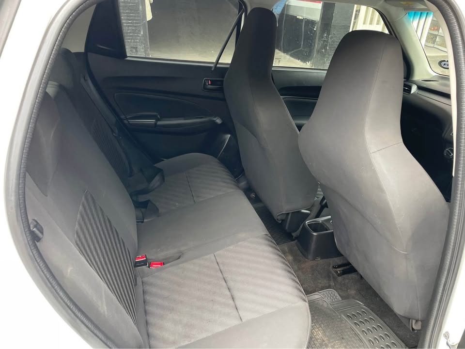 2021 Suzuki Swift 1.2 GL Manual 12000km