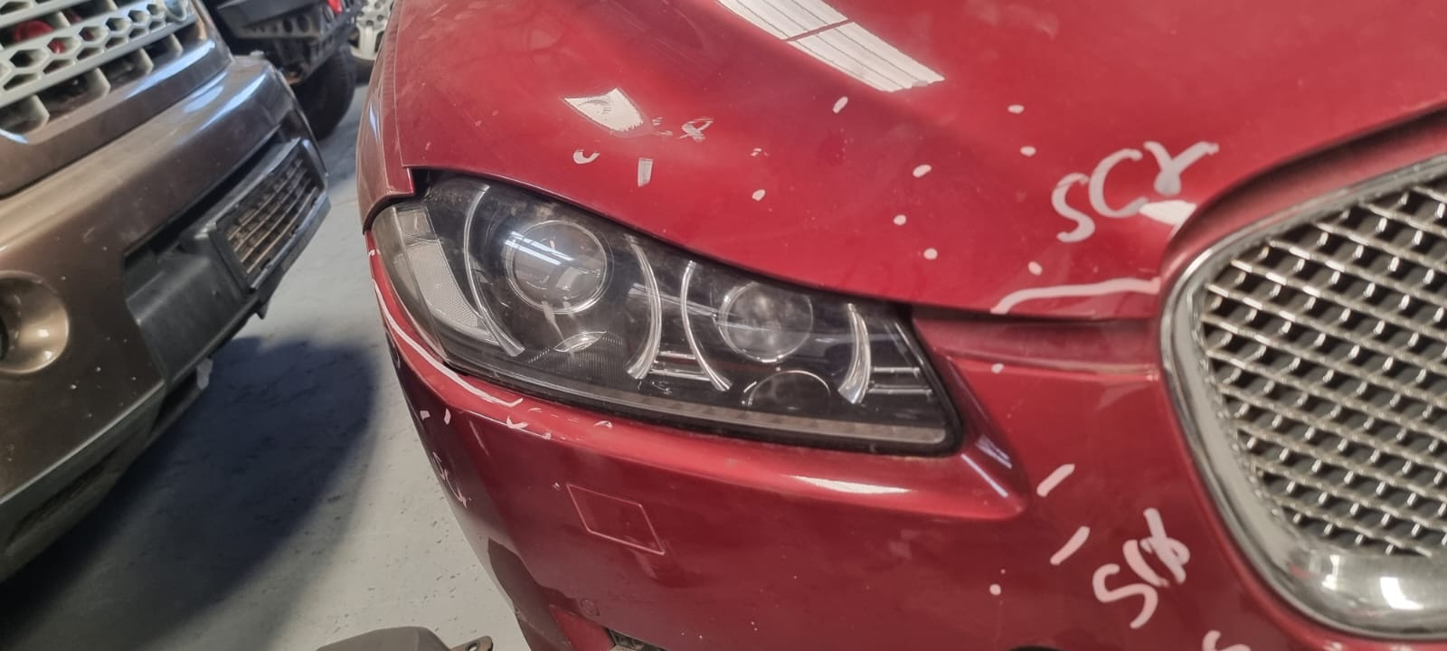 2013 Jaguar XF 3.0l TDV6 S Headlights for sale 2013 Jaguar XF 3.0l TDV6 S Headlights for sale