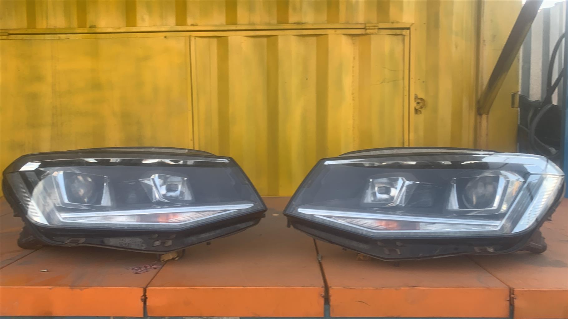 2016 VW caddy headlight for sale - Private Seller