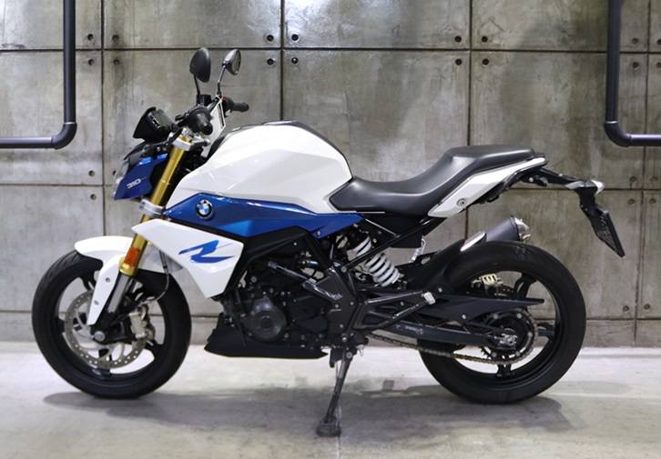 2022 BMW G310R - 4012KM - R69 999 - Private Seller