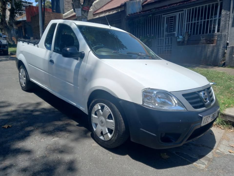 2020 Nissan NP200 Bakkie 1.6 Petrol, Manual, White Color, Mileage
