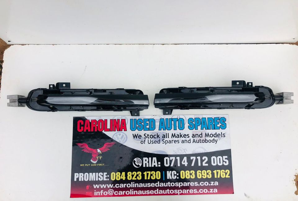 Volvo V40 left and right side daylight running light - Private Seller Volvo V40 left and right side daylight running light - Private Seller