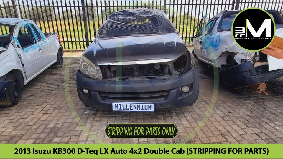 2013 ISUZU KB300 D-TEQ LX AUTO 4x2 DOUBLE CAB (STRIPPING FOR PARTS) - Private Seller 2013 ISUZU KB300 D-TEQ LX AUTO 4x2 DOUBLE CAB (STRIPPING FOR PARTS) - Private Seller