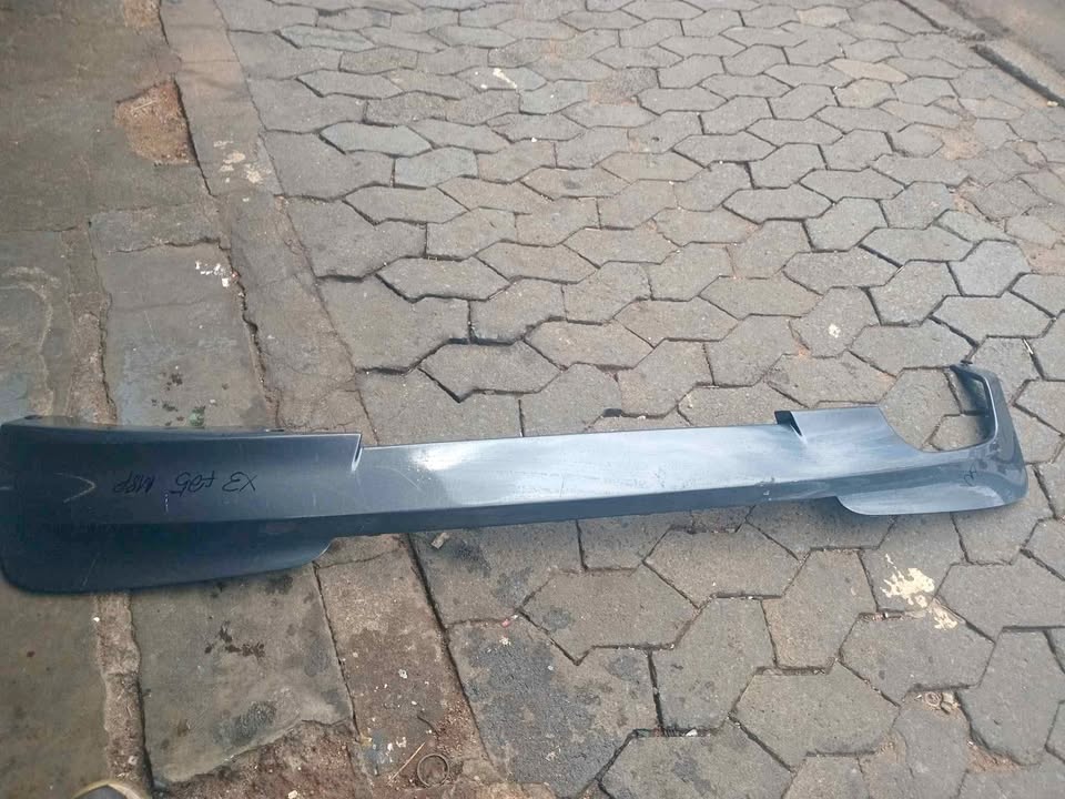Bmw x3 f25 rear bumper spoiler - Private Seller Bmw x3 f25 rear bumper spoiler - Private Seller