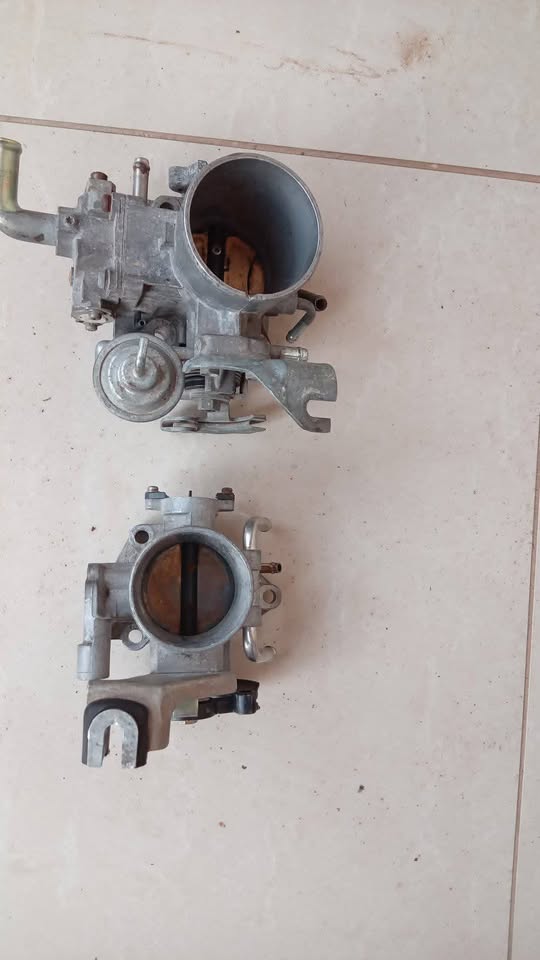 Toyota Hilux Throttle Body - Private Seller Toyota Hilux Throttle Body - Private Seller