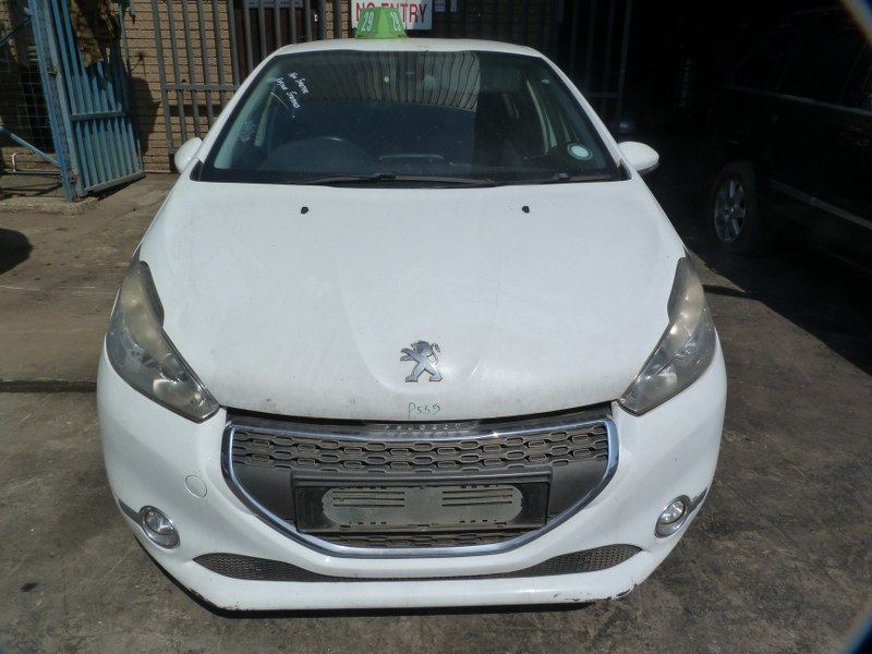 Peugeot 208 1.6 VTi Allure Manual White - 2013 STRIPPING FOR SPARES - Private Seller Peugeot 208 1.6 VTi Allure Manual White - 2013 STRIPPING FOR SPARES - Private Seller