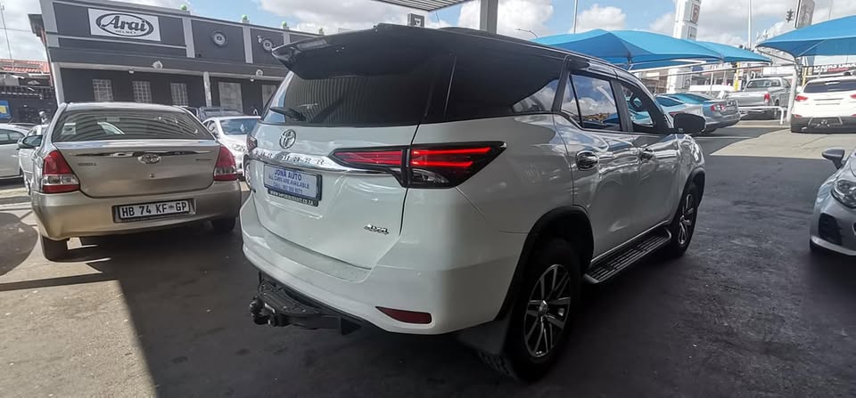 2018 TOYOTA FORTUNER 2.8 GD6 4X4 AUTOMATIC DIESEL