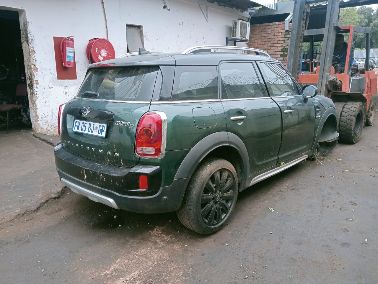 Mini Cooper D F60 Countryman 2.0 B47 Automatic Stripping for Spares - Quality Us - Private Seller Mini Cooper D F60 Countryman 2.0 B47 Automatic Stripping for Spares - Quality Us - Private Seller