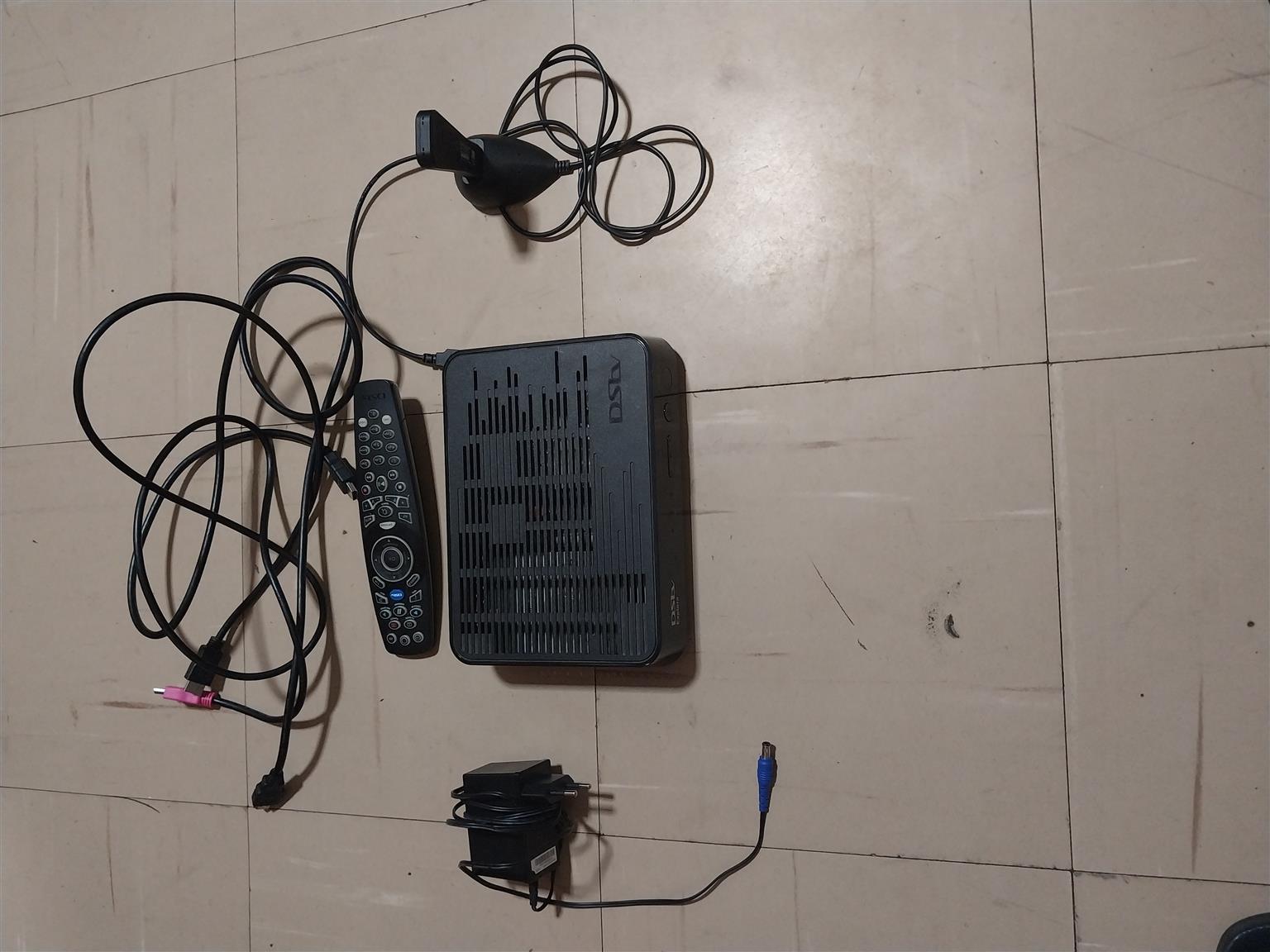 A DSTV explora 3A decoder in great shape available for sale