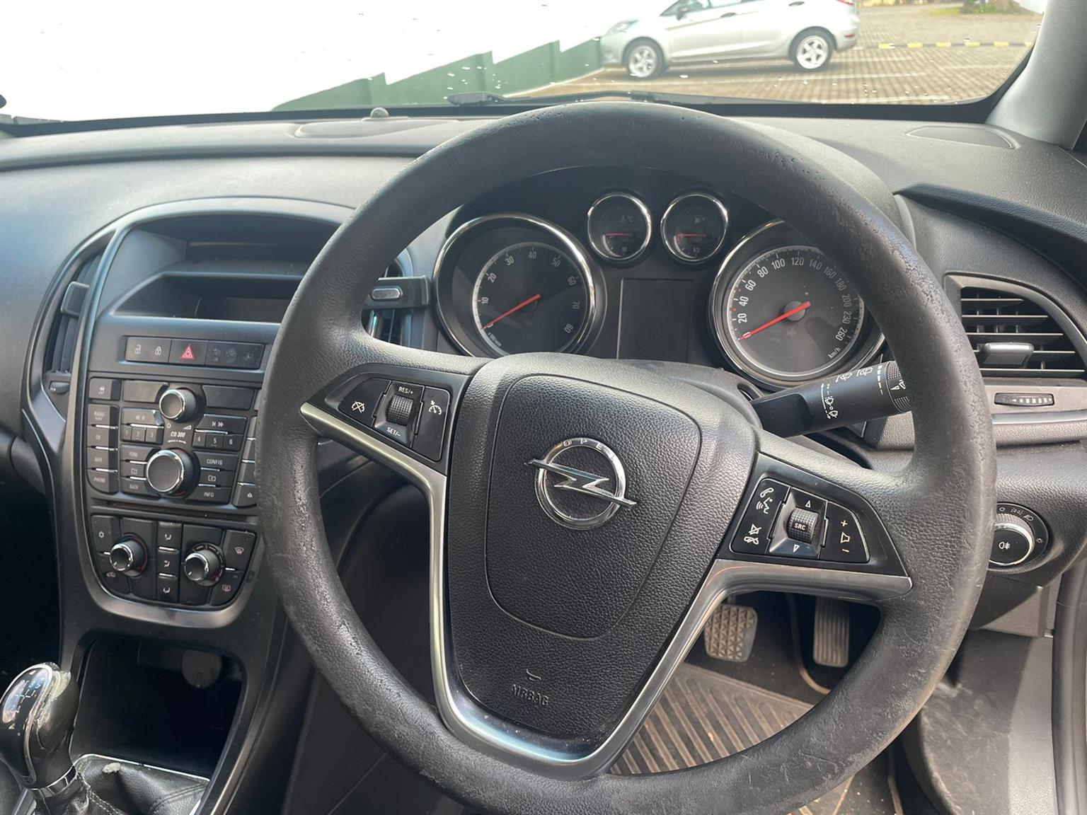 Used 2010 Opel Astra 1.6 Essentia - Private Seller
