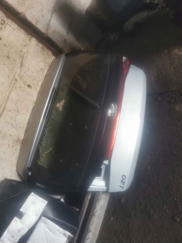 Hyundai i20 2022 tailgate - Private Seller Hyundai i20 2022 tailgate - Private Seller