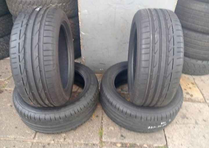 4 X 225/50/17 Bridgestone Potenza runflats tyres like new for sell for BMW & Mercedes - Private Seller