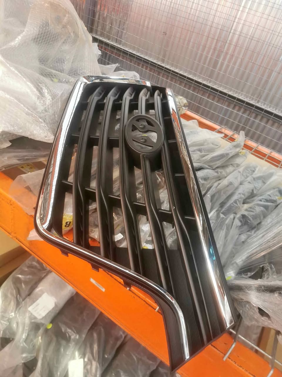 Hyundai H100 grill - Private Seller Hyundai H100 grill - Private Seller