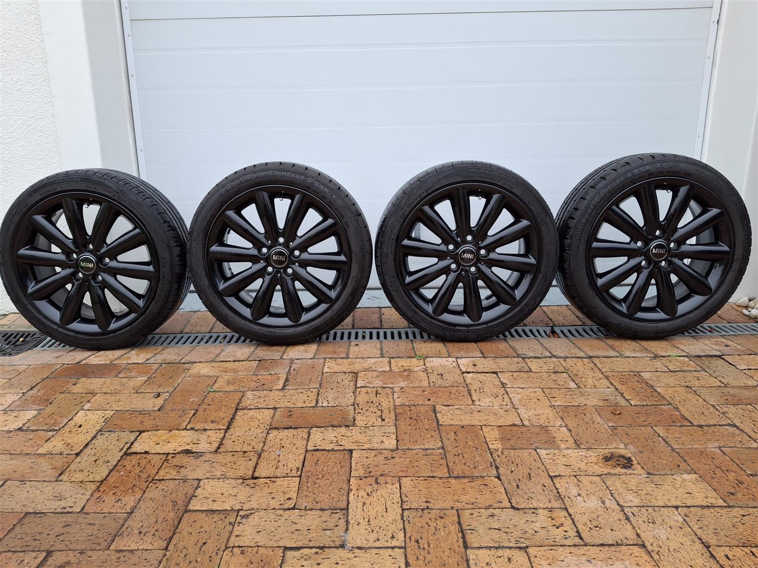 MINI COOPER S F55/56 17' OEM WHEELS AND TYRES - Private Seller
