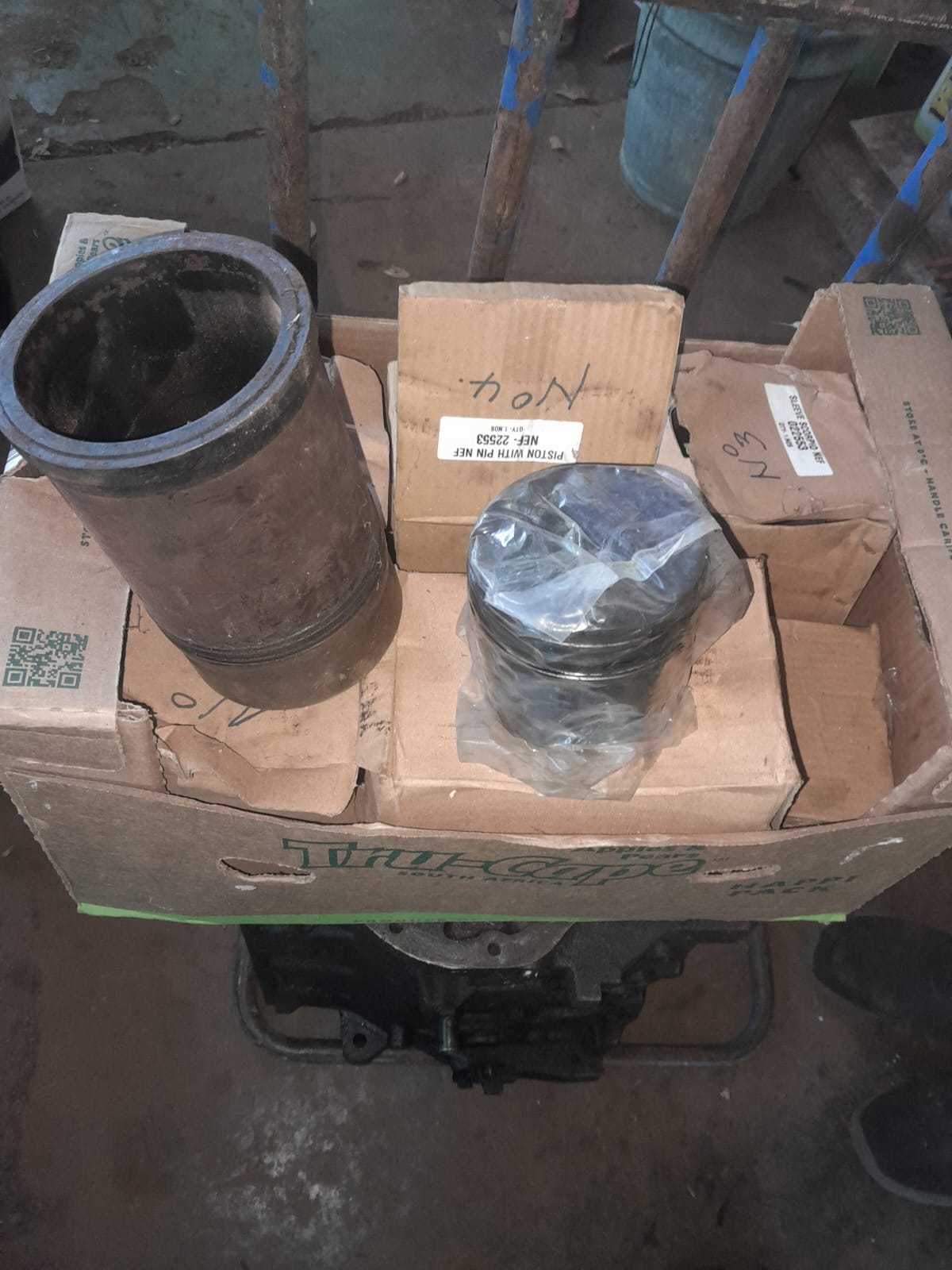 Mahindra Scorpio 2.6 diesel engin block/ pistons - Private Seller Mahindra Scorpio 2.6 diesel engin block/ pistons - Private Seller