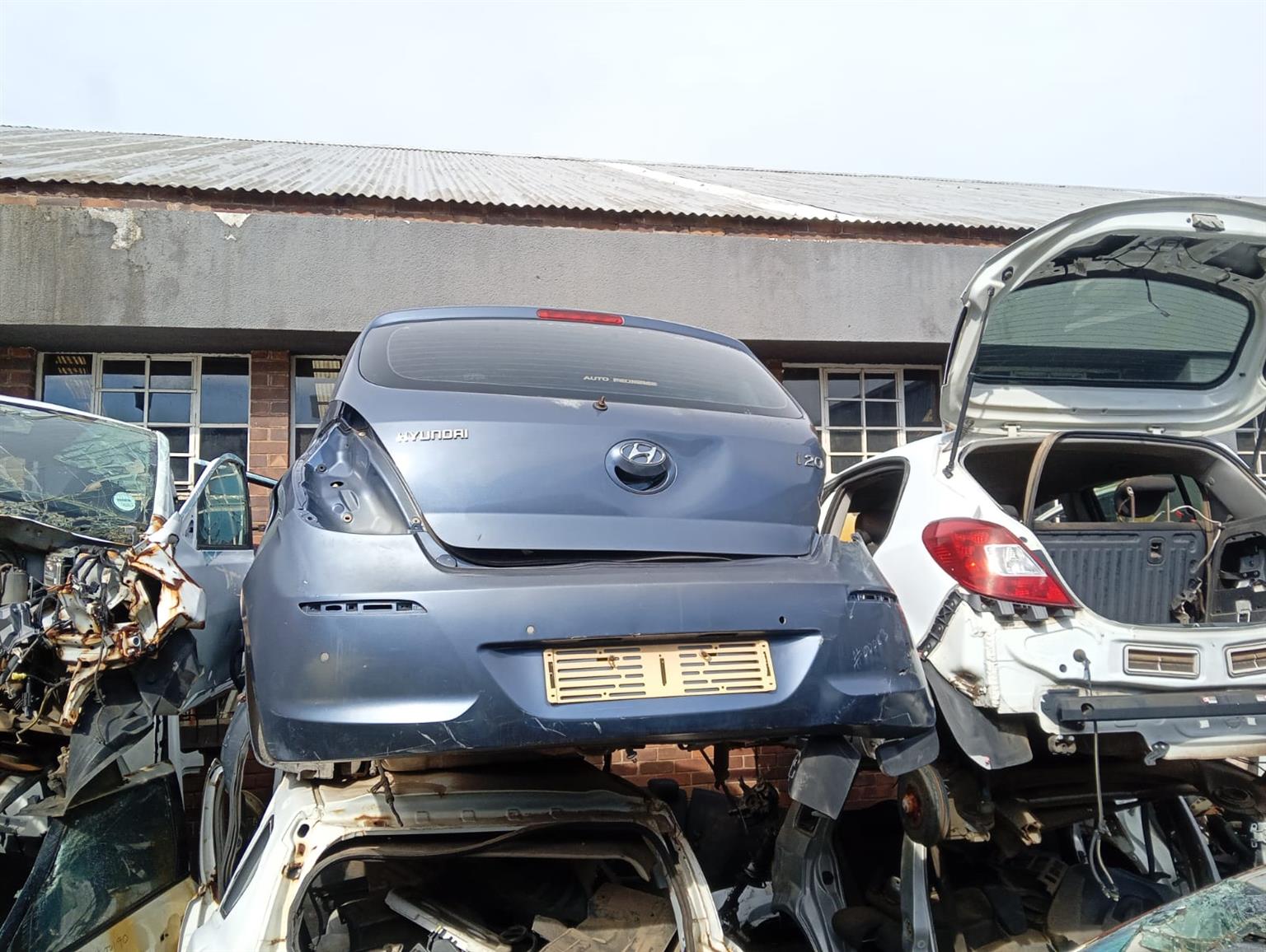 Hyundai i20 Blue Strip part - Private Seller