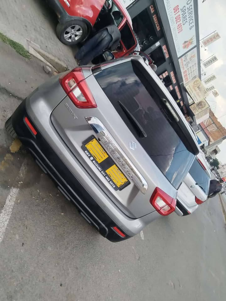Suzuki grand vitara 2023