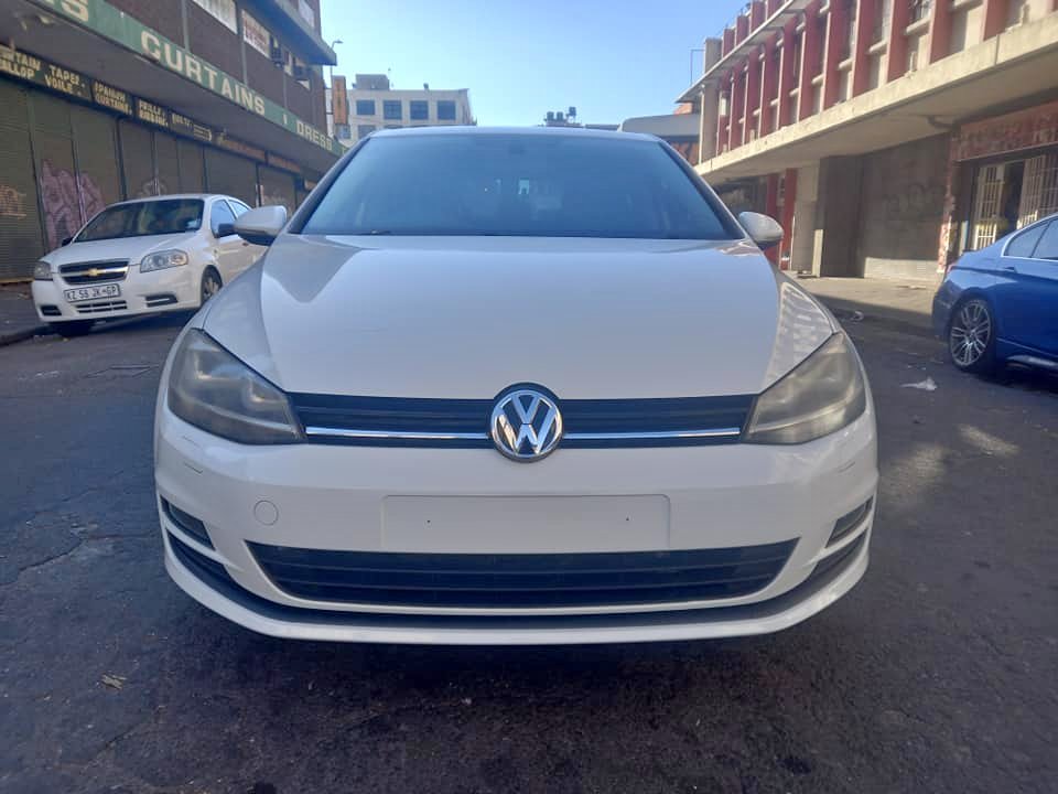 2014 GOLF 7 TSI 1.4 PETROL, MANUAL, WHITE COLOUR, MILEAGE 136000KM
