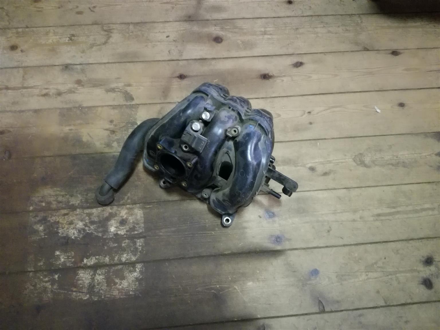 High-Performance Toyota Yaris T3 Engine, Gearbox, and Genuine Spares! - Private Seller High-Performance Toyota Yaris T3 Engine, Gearbox, and Genuine Spares! - Private Seller
