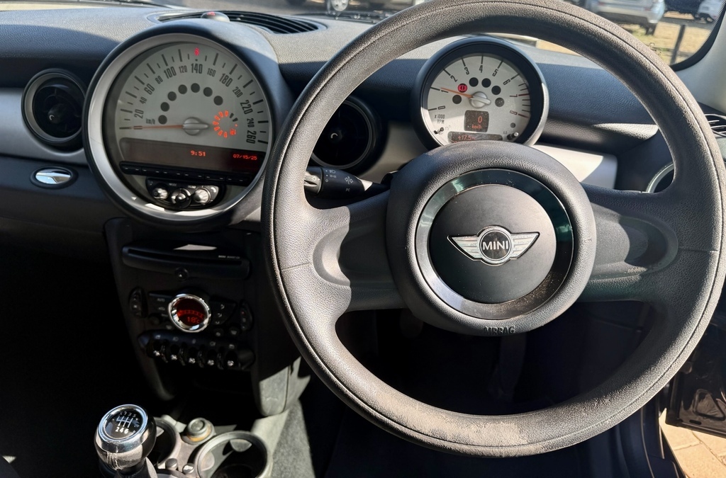 Used 2012 MINI Hatch One Hatch 3-door - Private Seller