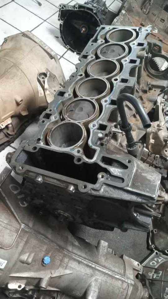 Bmw N52 sub assembly - Private Seller Bmw N52 sub assembly - Private Seller