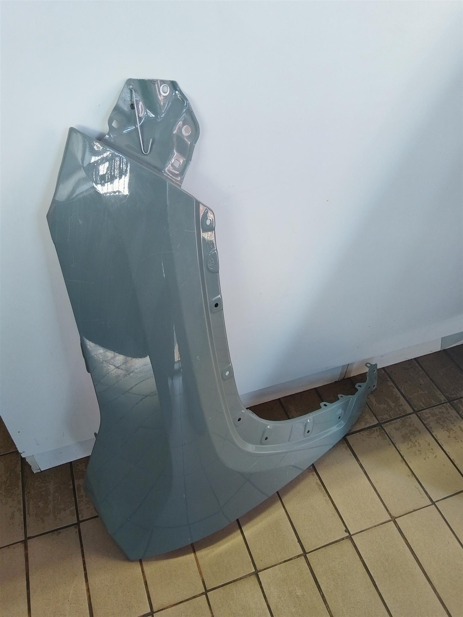 2020 TOYOTA RAV 4 FENDER RIGHTSIDE AVAILABLE FOR SALE - Private Seller 2020 TOYOTA RAV 4 FENDER RIGHTSIDE AVAILABLE FOR SALE - Private Seller