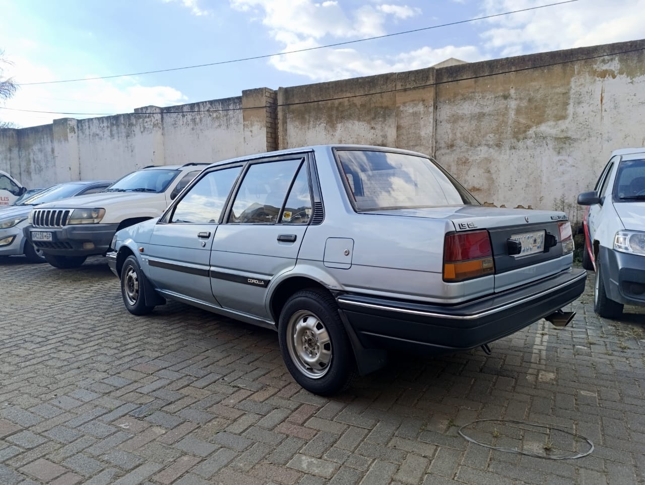 Toyota corolla 1.3gl for sale