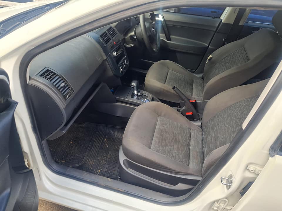 2015 Volkswagen polo vivo 1.4 Sedan Automatic Trendline
