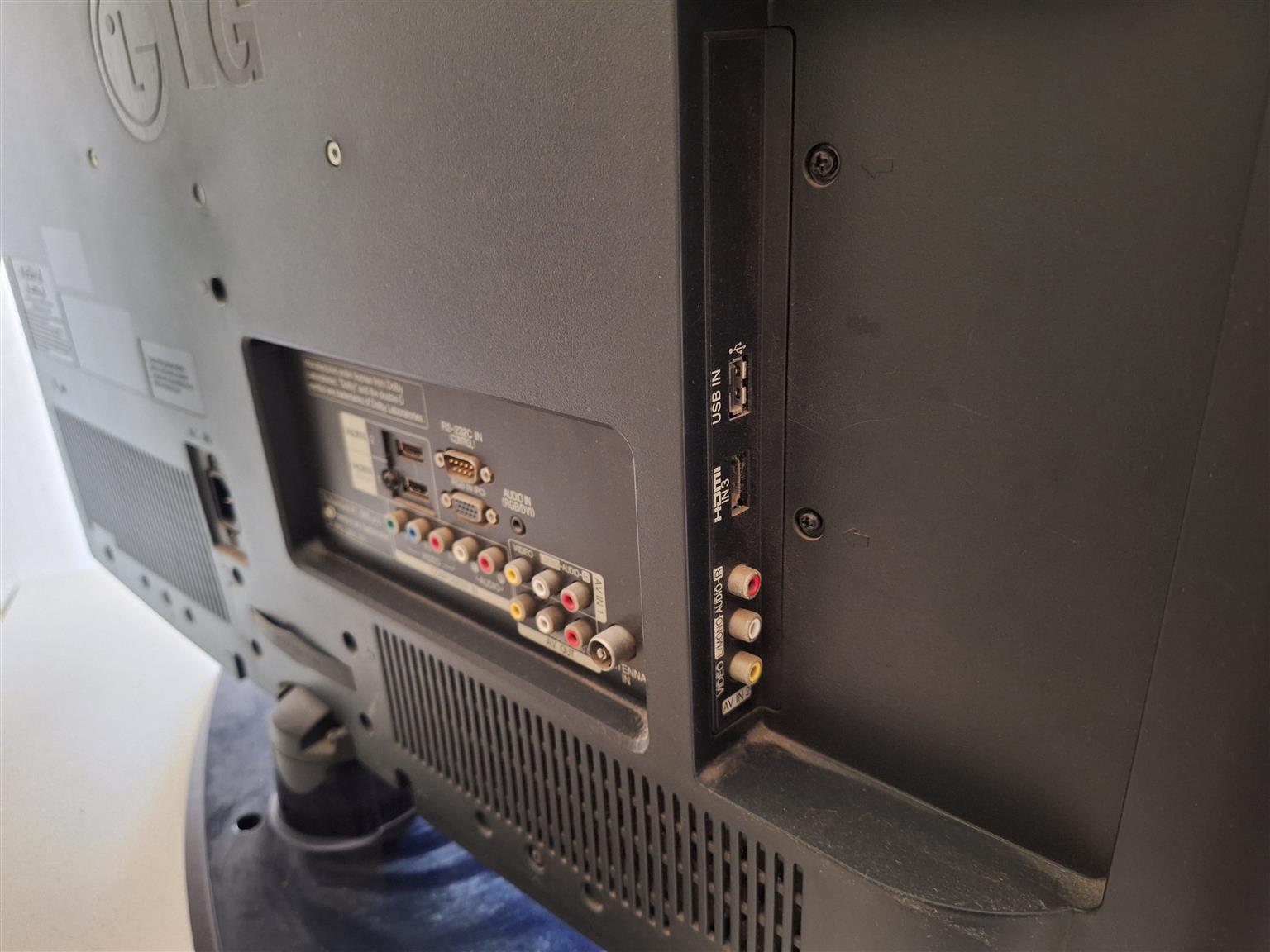 LG Full HD LCD TV