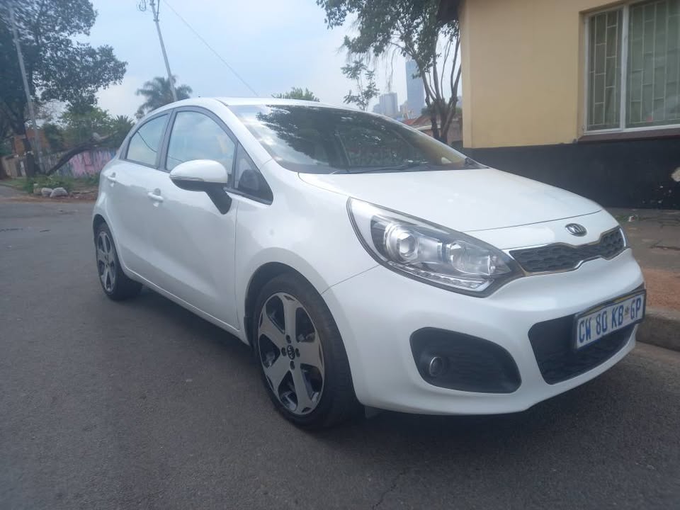 2014 Kia Rio 1.4 Tec Petrol, Manual, White Color, . Sunroof, Spare key