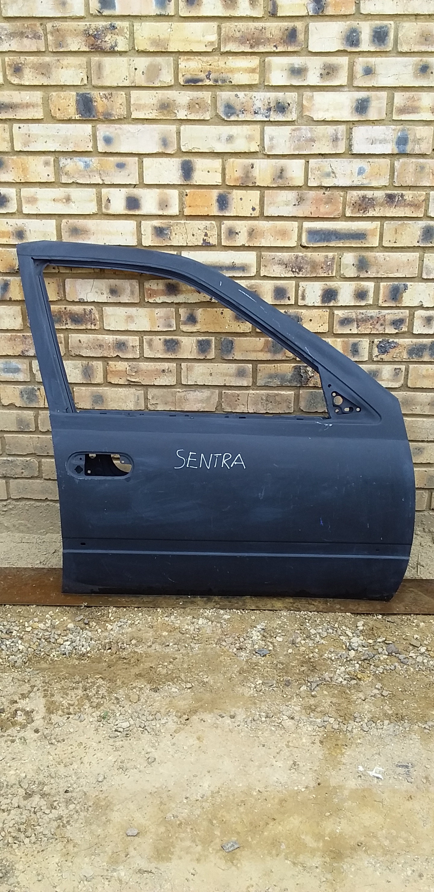 Nissan Sentra Door - Private Seller Nissan Sentra Door - Private Seller