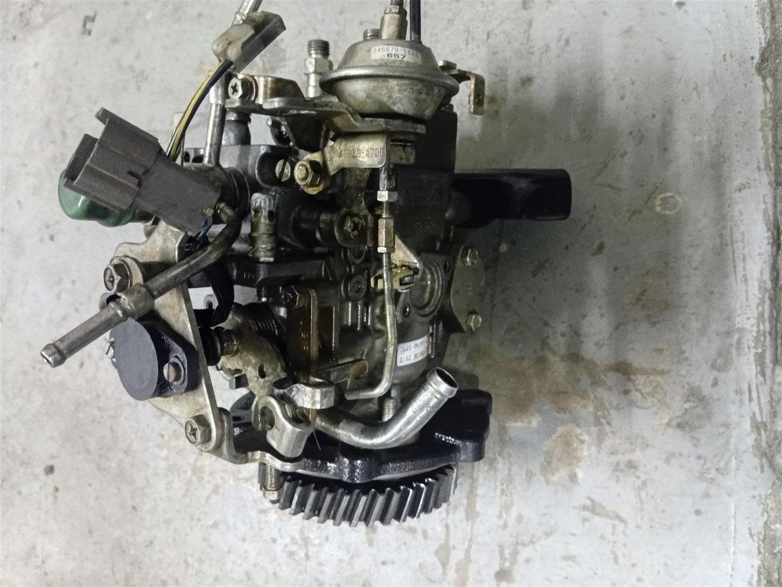 Isuzu kb280 diesel pump 100% working condition. - Private Seller