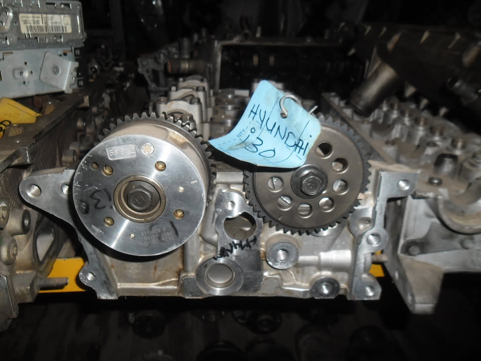 Hyundai i30 cylinder head for sale - Private Seller