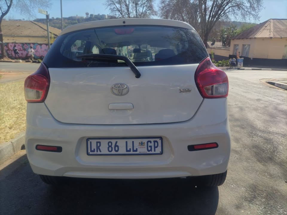 2024 Toyota vitz 1.0 XR Automatic