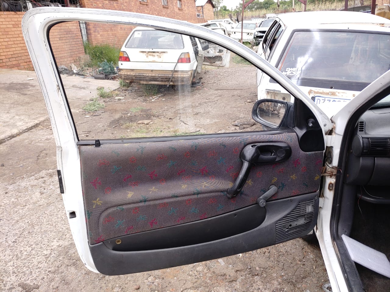 CORSA LITE + BODY PARTS FOR SALE