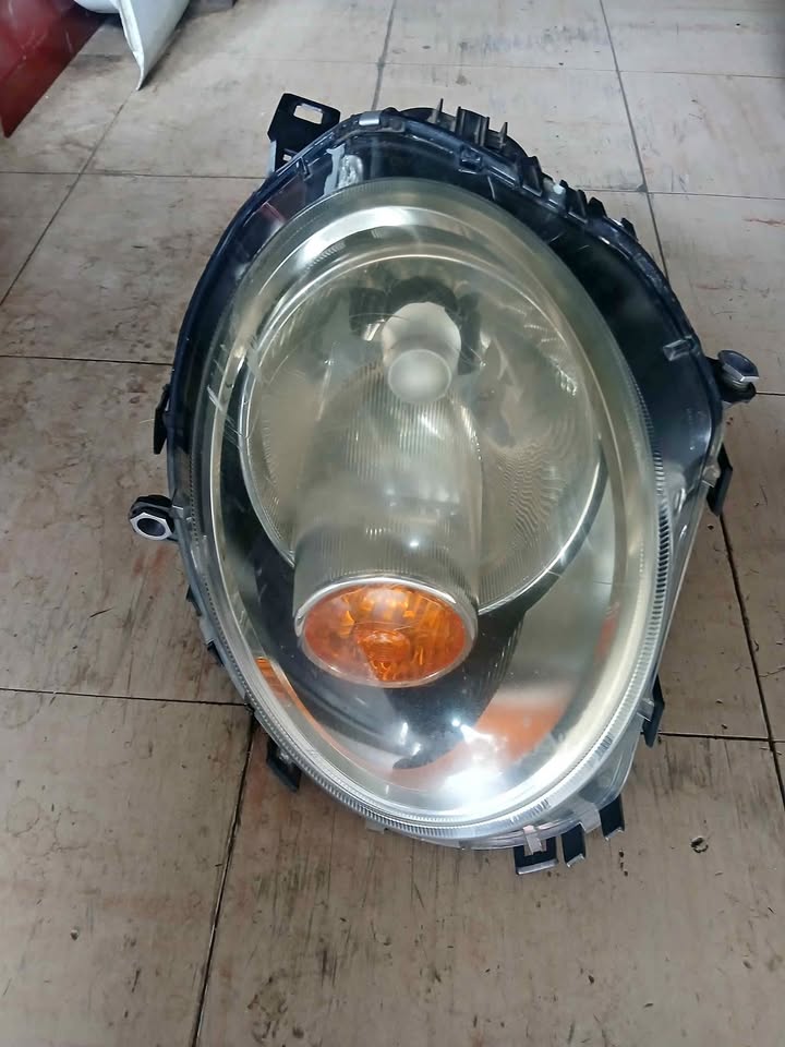 Mini Cooper headlight - Private Seller Mini Cooper headlight - Private Seller
