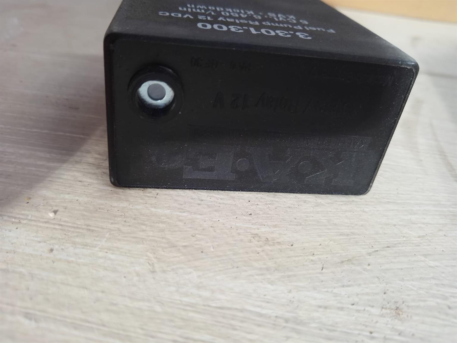 Mercedes Benz W124 206E Fuel Relay new for sale - Private Seller Mercedes Benz W124 206E Fuel Relay new for sale - Private Seller