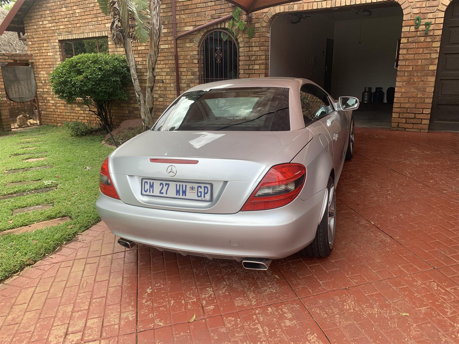 Used 2010 Mercedes-Benz SLK SLK200 Kompressor Grand Edition Touchshift - Private Seller Used 2010 Mercedes-Benz SLK SLK200 Kompressor Grand Edition Touchshift - Private Seller