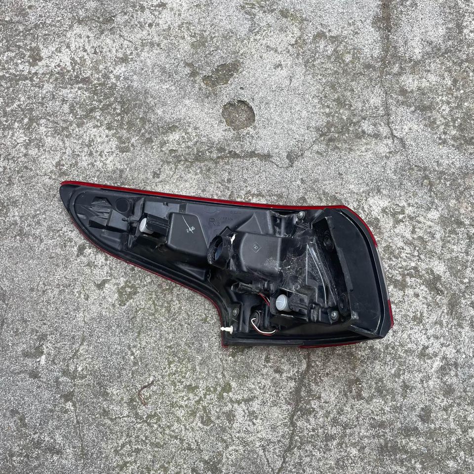 Nissan Qashqai RHS Outer Taillight - Private Seller