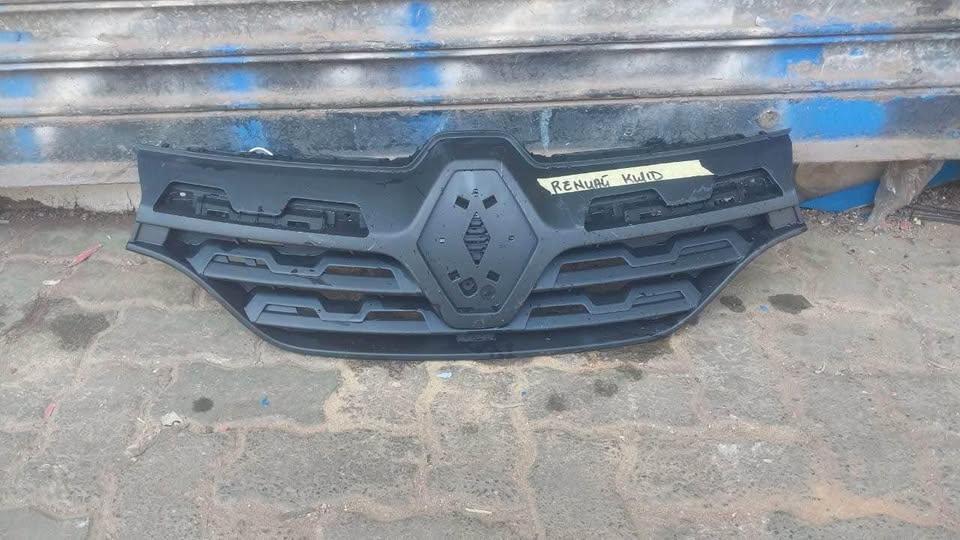 Renault Kwid grill - Private Seller