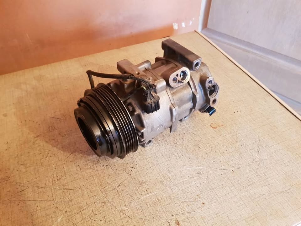 HYUNDAI OR KIA G4KE AIRCON PUMP FORSALE - Private Seller