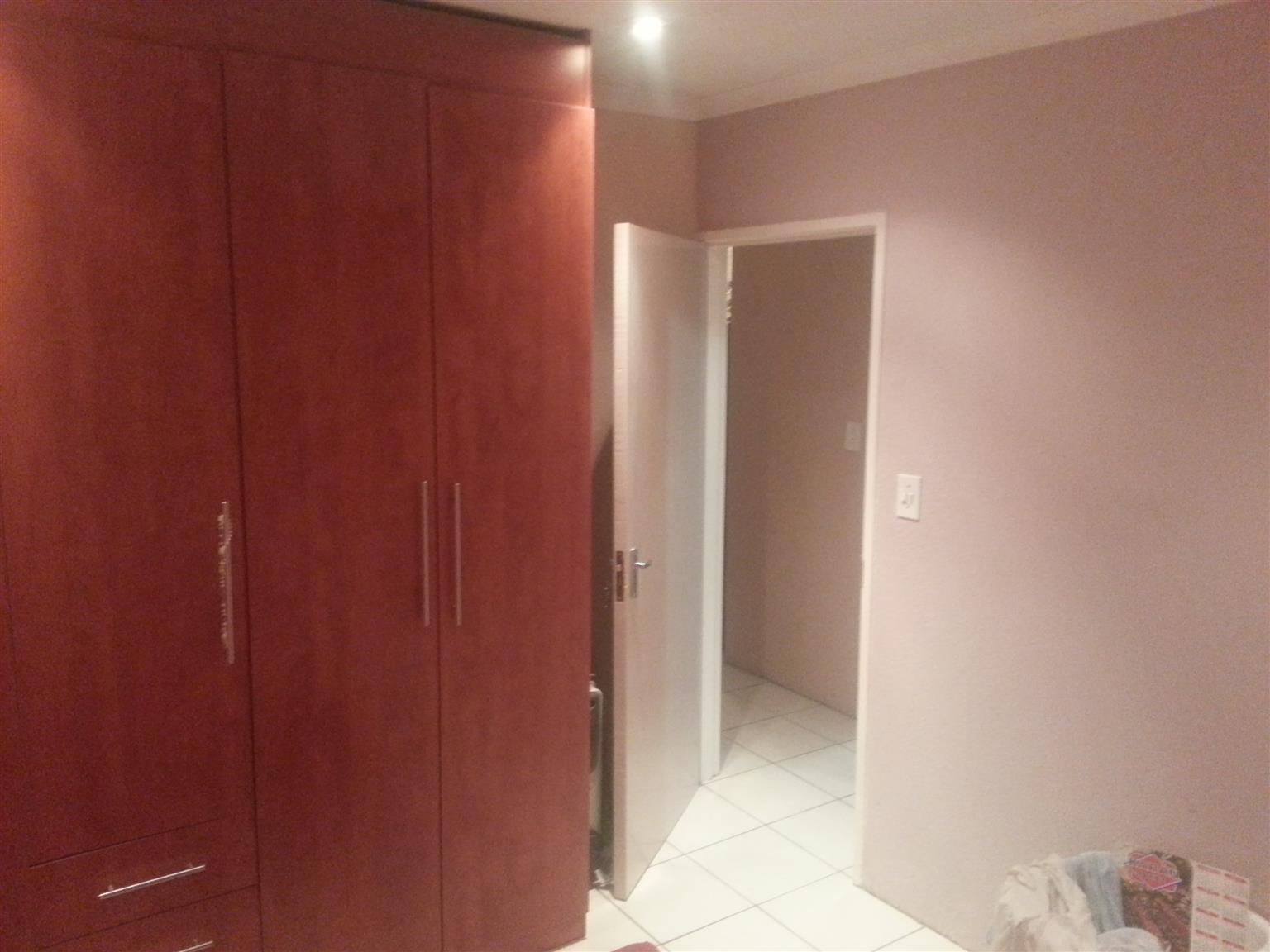 2Bedroom House 2 Rent in Eldorado Park Ext 7 Junk Mail