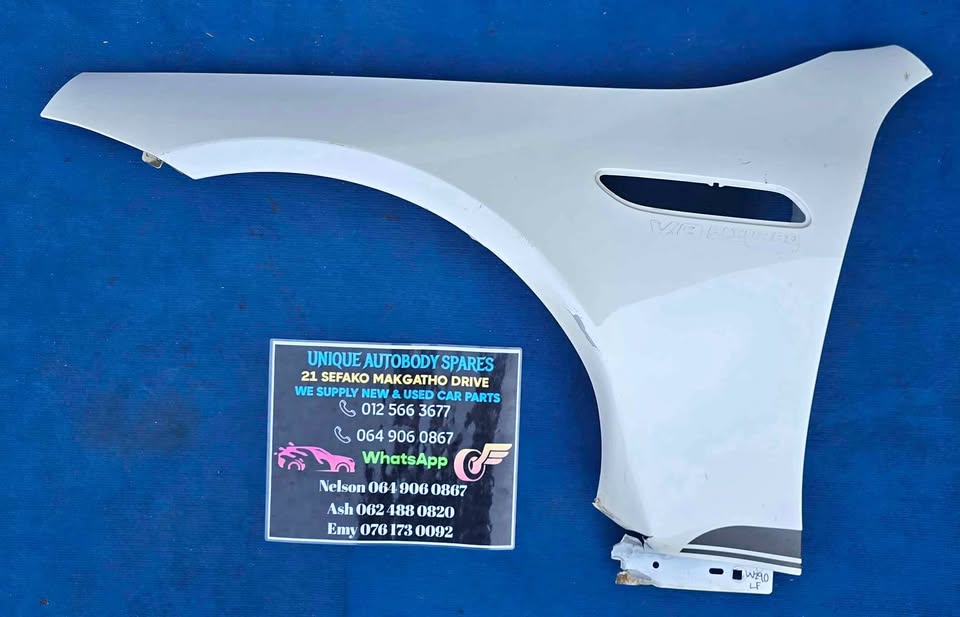 Mercedes W290 Left Fender Mercedes W290 Left Fender