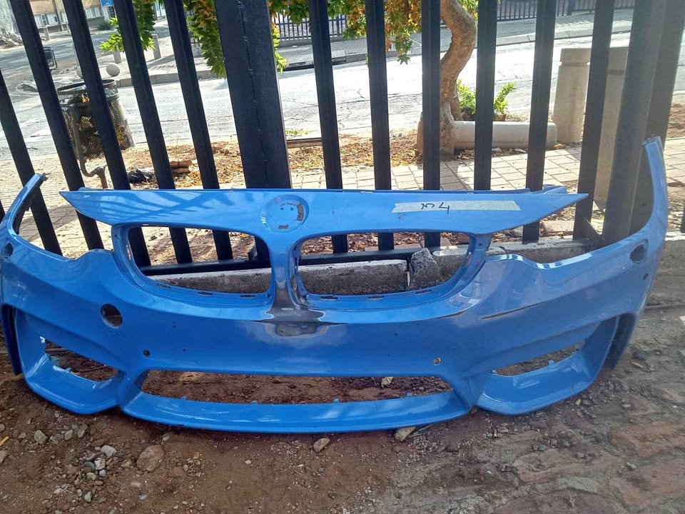 BMW M4 front bumper - Private Seller BMW M4 front bumper - Private Seller