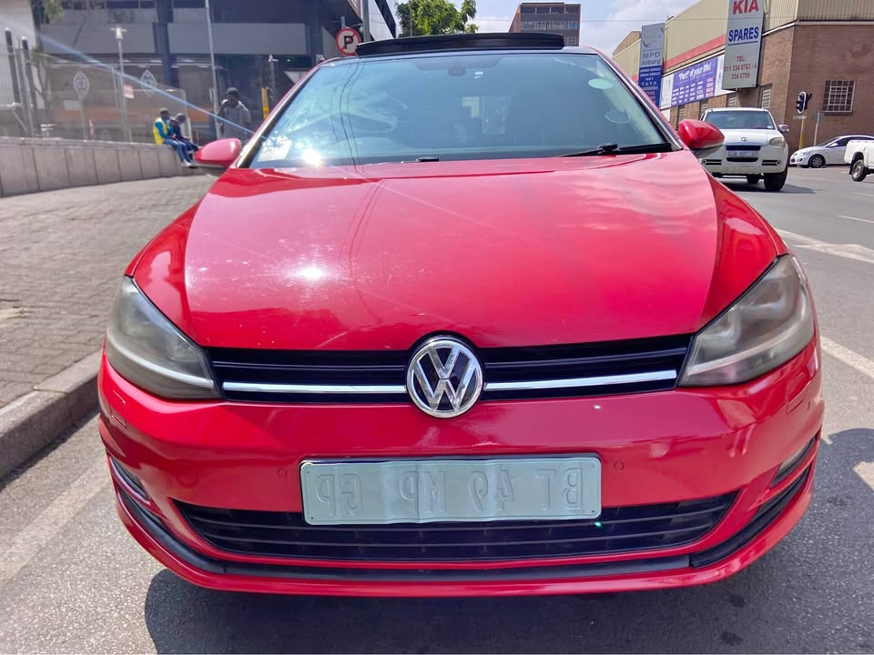 2014 VW Golf 7 TSI Blue-motion 87000km