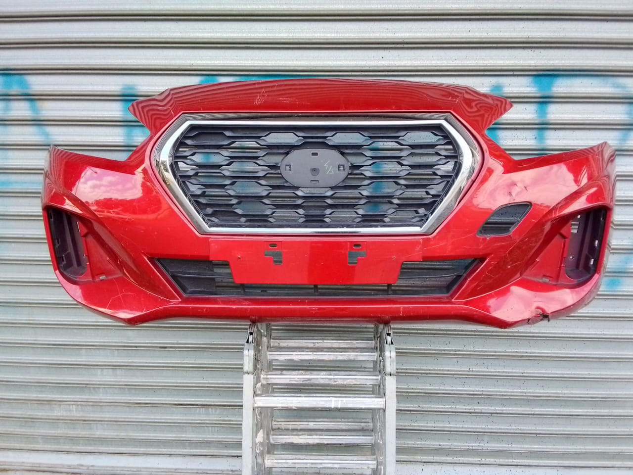 (2018-2021) NISSAN DATSUN GO FRONT BUMPER WITH GRILLE