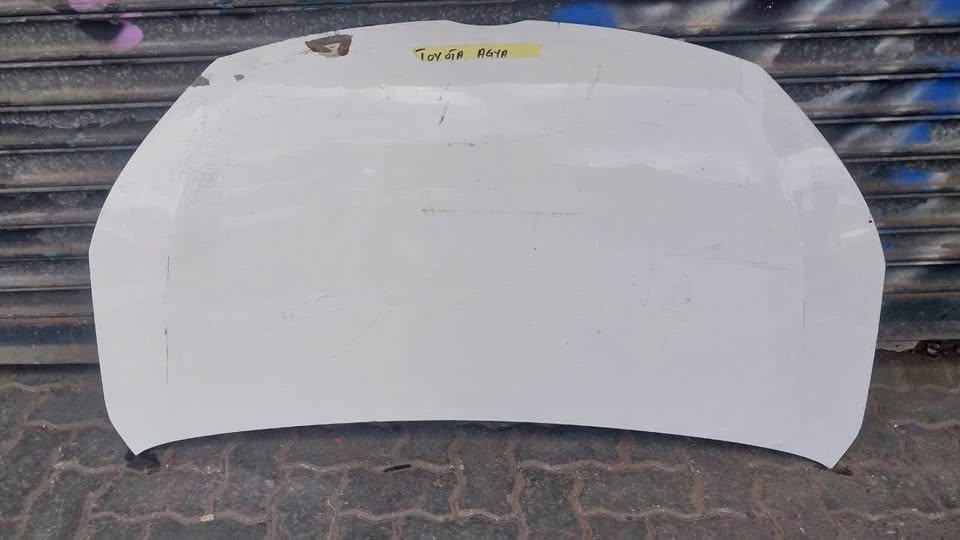 Toyota Agya bonnet - Private Seller Toyota Agya bonnet - Private Seller